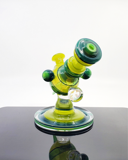 Cajun Glass Two-Tone Heliosphere – Heady Glass Dab Rig with Modern Two-Tone Finish