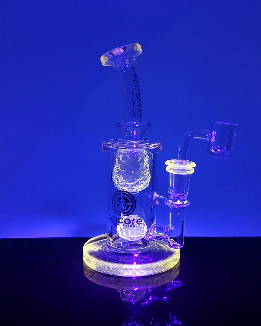 Encore Glass - 7.5" UV Pineapple Incycler