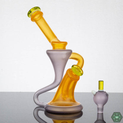 Kilo Glass Recycler #3 – UV-reactive design with 10MM female joint for optimal airflow and filtration.